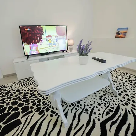 Apartman Nina Apartment